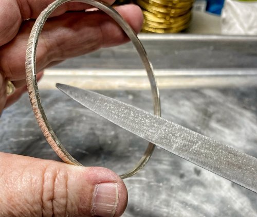 Susan LeGuyader's Classic Bangle Bracelet - , Contemporary Wire Jewelry, Texturing, Butane Torch, Soldering, Solder, classic bangle